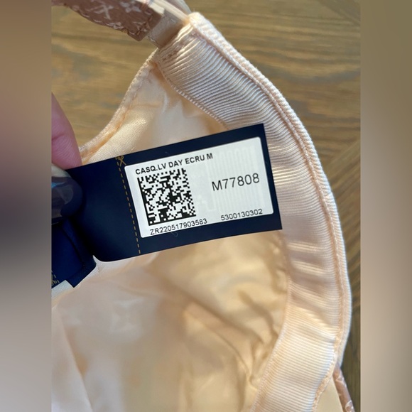 Louis Vuitton LV Day Cap Hat Ecru - New and Authentic - Picture 12 of 16